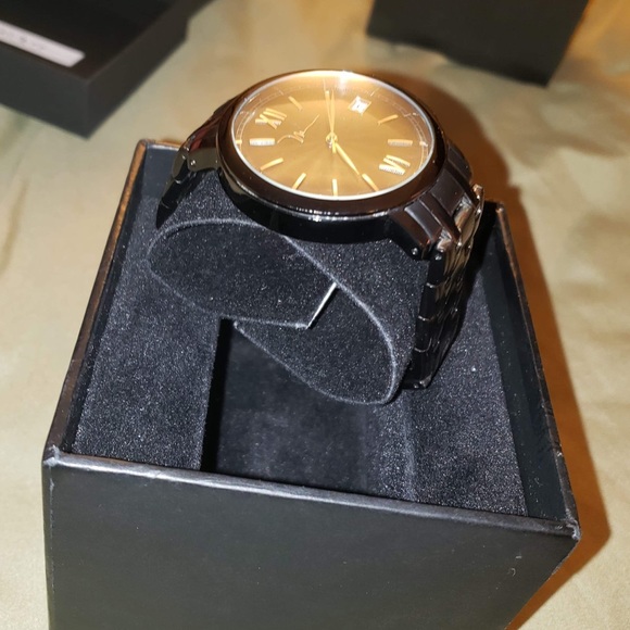 Watch - Picture 2 of 2